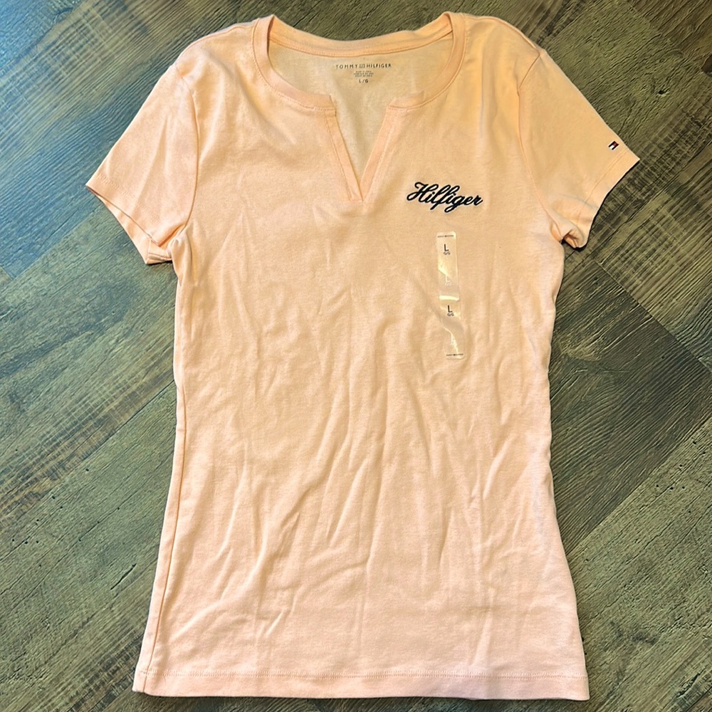 Tommy Hilfiger VNeck Tee